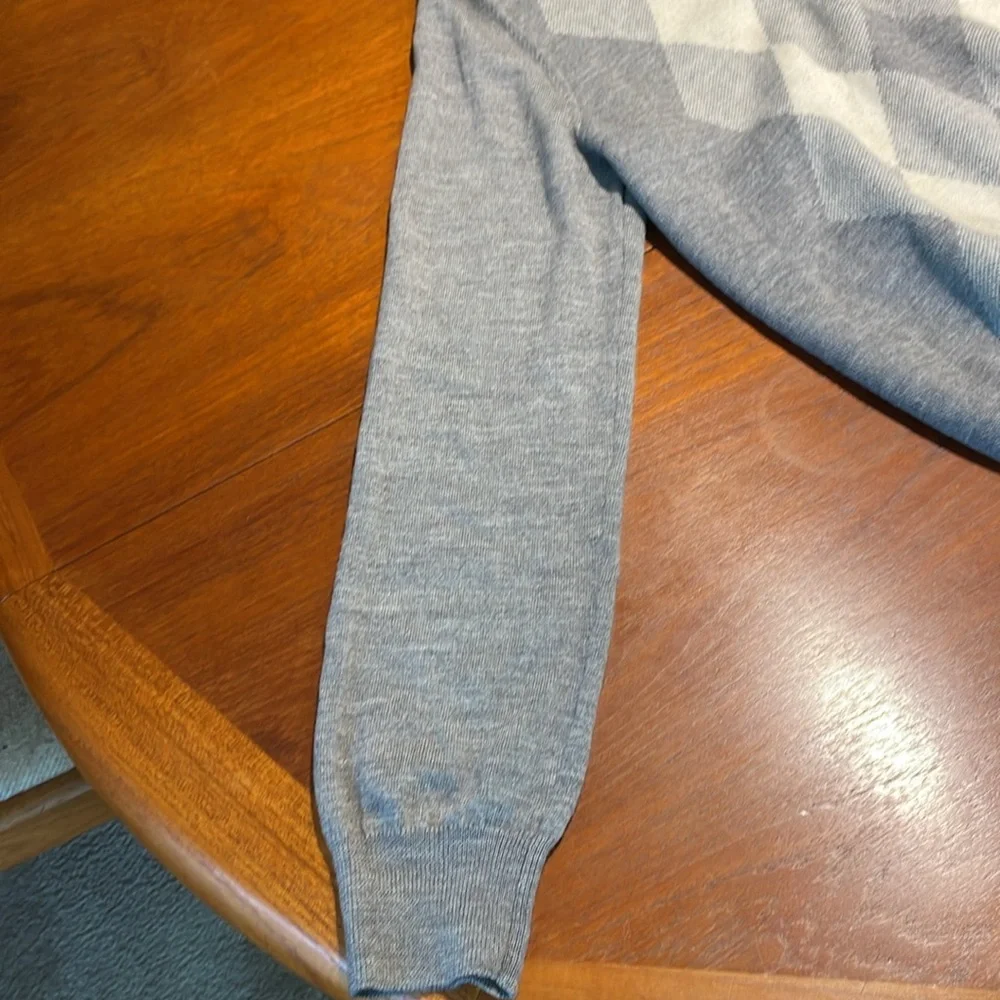 Banana Republic extra fine merino wool gray sweater argyle pattern size Medium